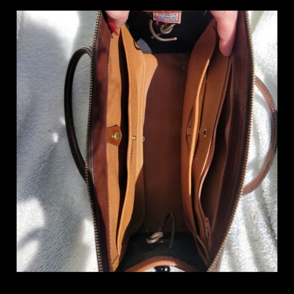 Vintage 90's Black Dooney Bourke Hand Bag Purse - Picture 5 of 10